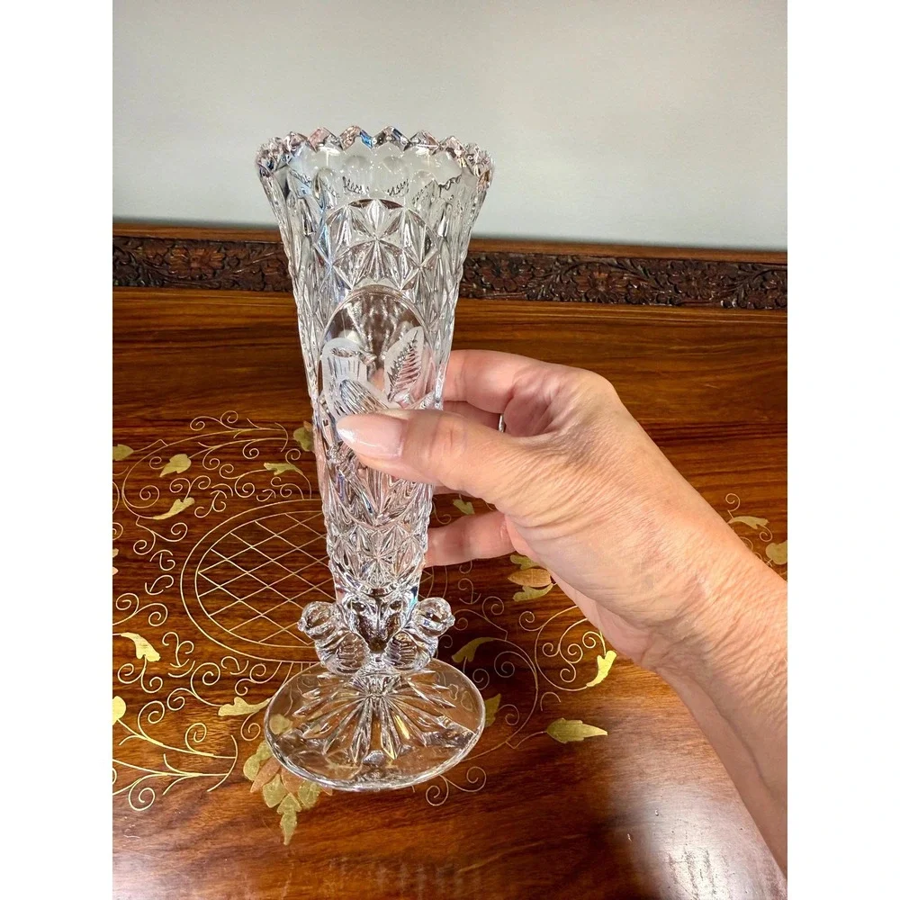 Vintage Hofbauer Byrdes Lead Crystal Bud Vase • Etched Bird Pedestal Vase